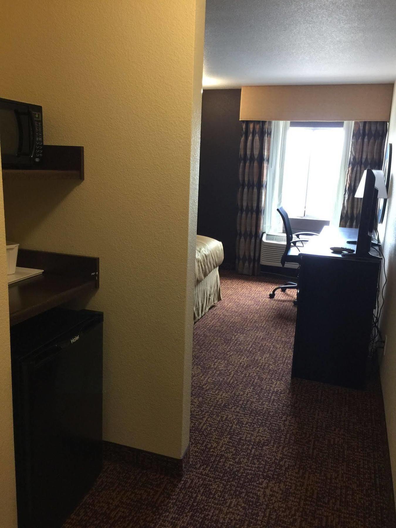 Super 8 By Wyndham Des Moines Hotel Eksteriør billede