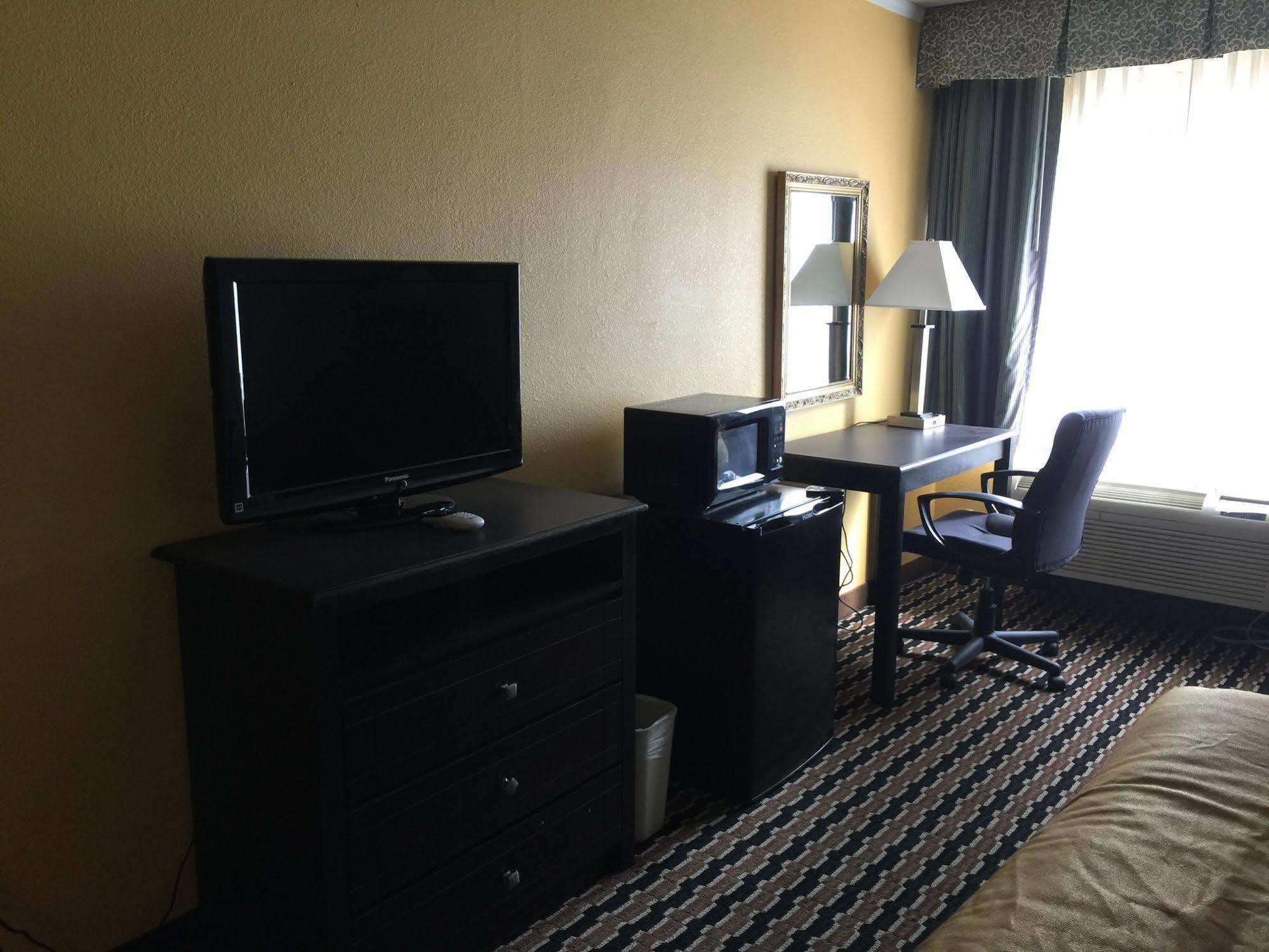 Super 8 By Wyndham Des Moines Hotel Eksteriør billede